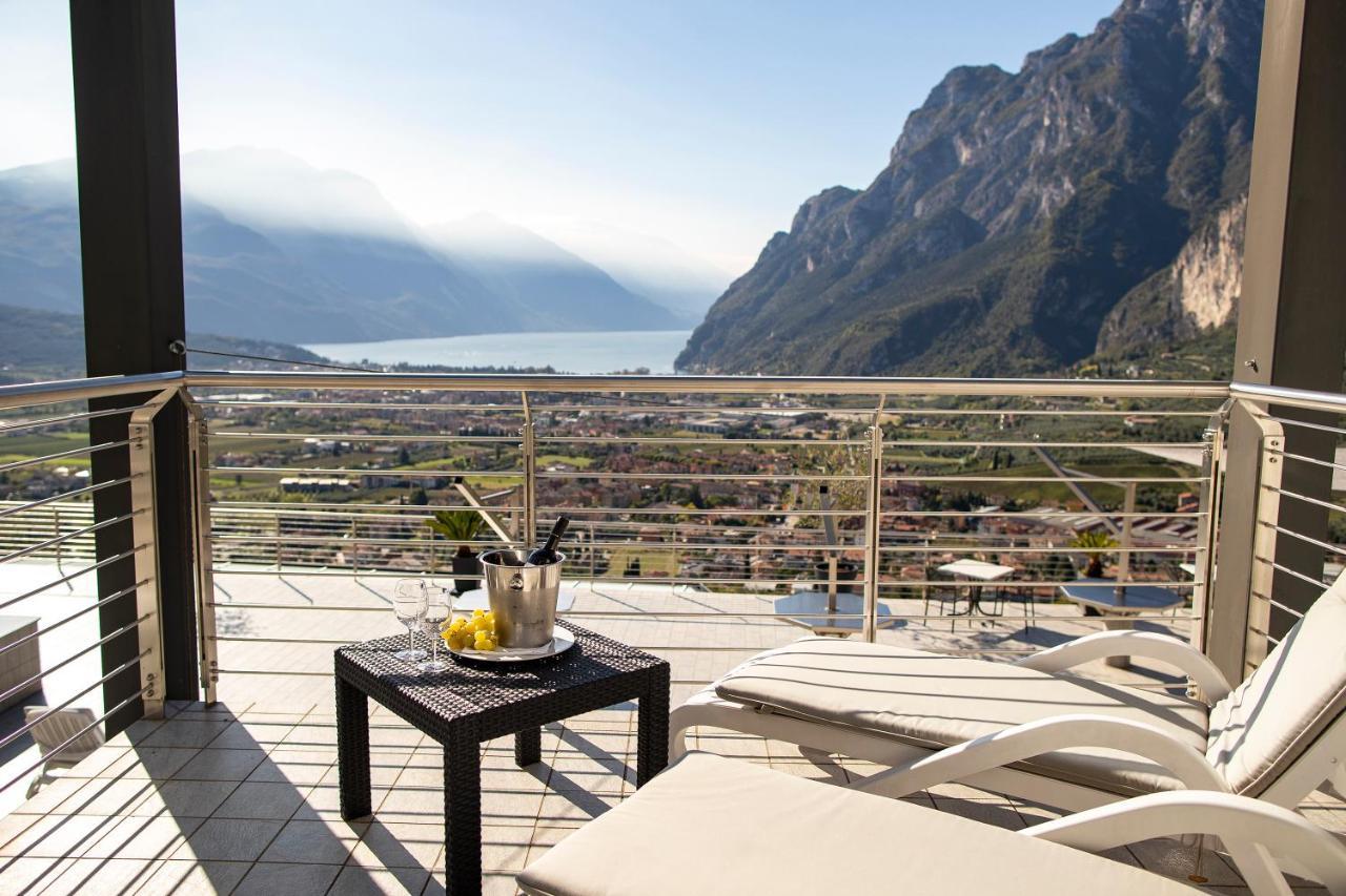 Agritur Acetaia Gourmet&Relax Hotel Tenno Exterior foto