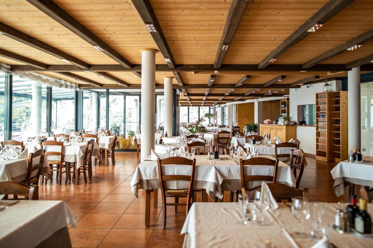 Agritur Acetaia Gourmet&Relax Hotel Tenno Exterior foto